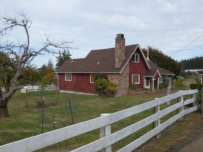 Photo - **Country Living **