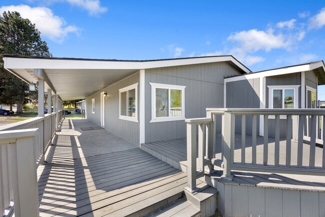 Photo - 614 S Andes Rd