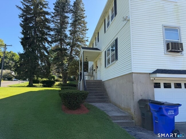 22 Mason Ave