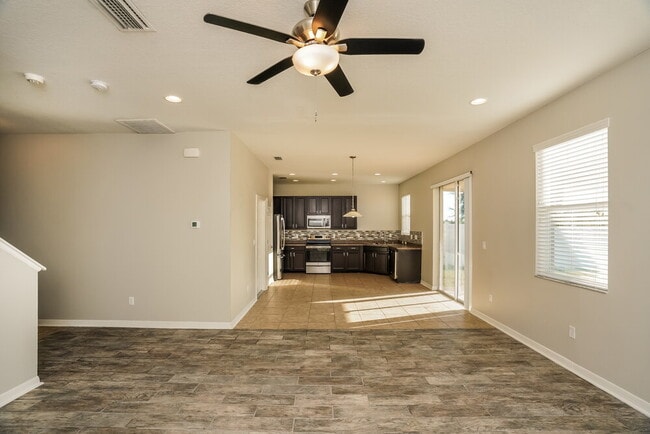 Photo - 908 Fern Leaf Dr