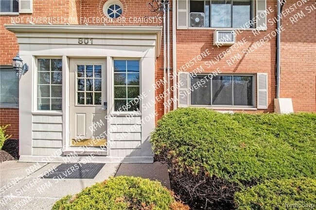 Photo - 801 Plate St Unit 103