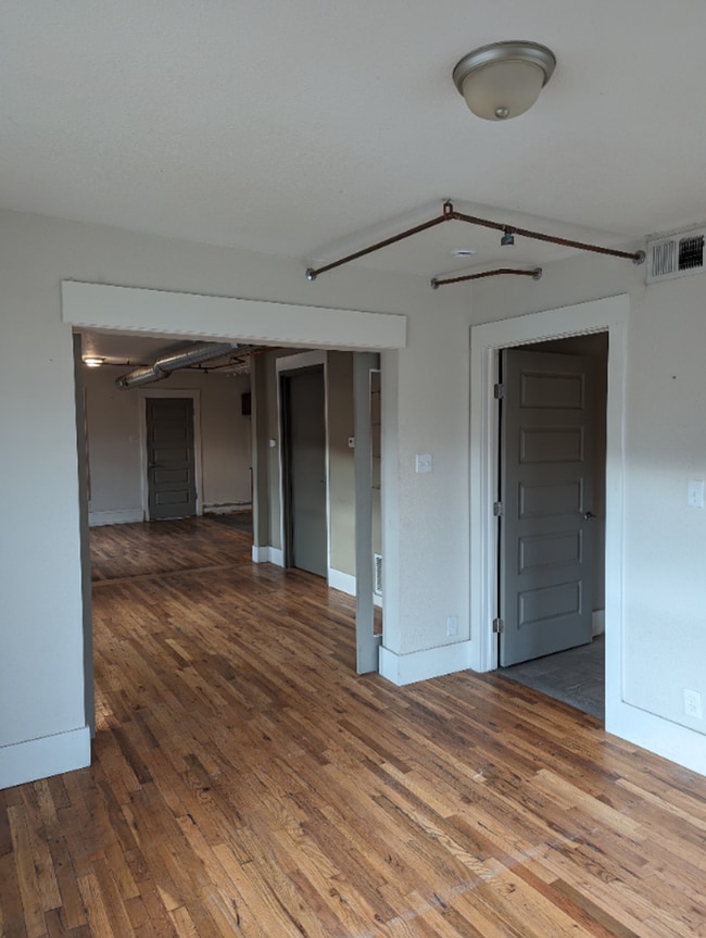 Photo - 625 S Union Ave Unit 625 S Union Ave 2A