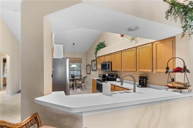 Photo - 1980 Willow Bend Cir Unidad 7-204