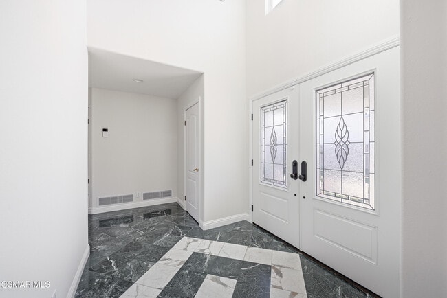 Photo - 5718 Ostin Ave