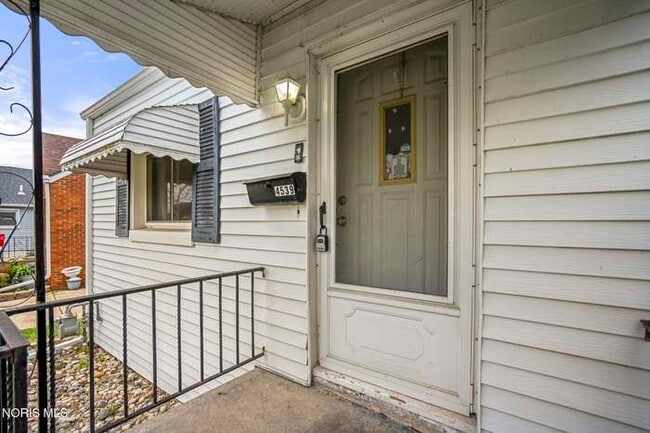 Photo - 4539 290th St