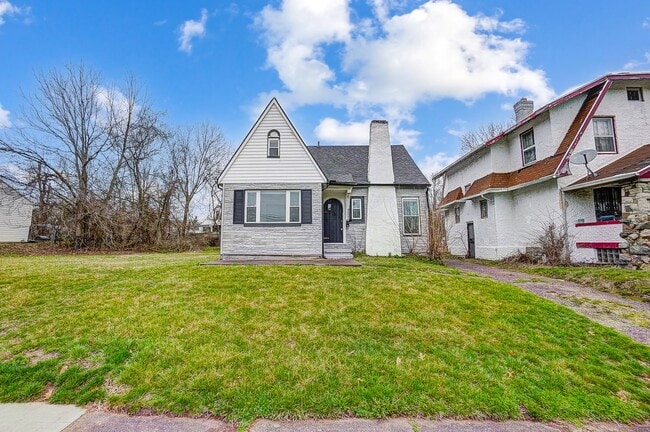 Photo - Cozy 3 bedroom w/backyard