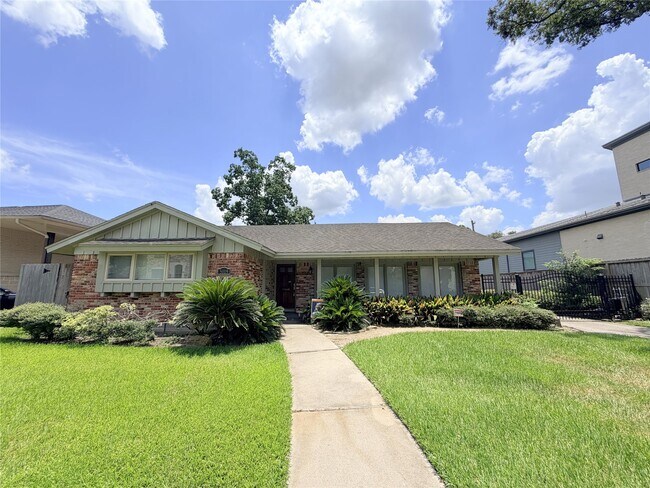 Building Photo - 5019 Yarwell Dr