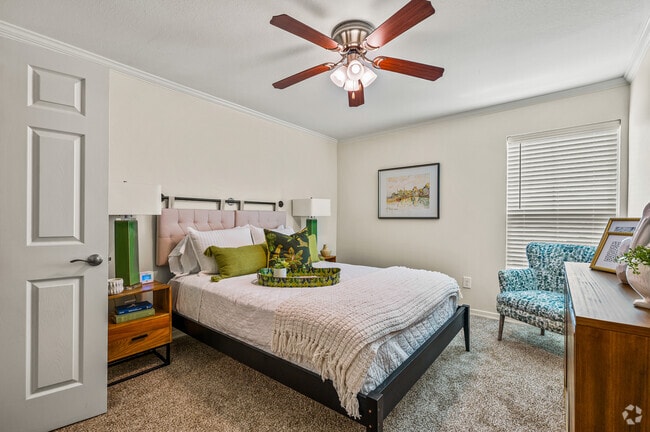 2BR, 1BA - 870SF B1