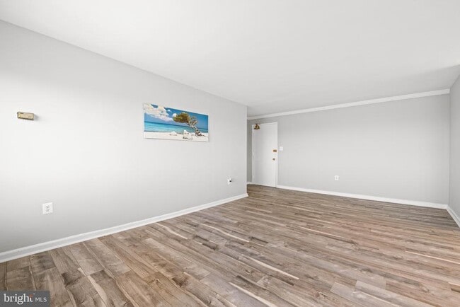 Photo - 1300 S Arlington Ridge Rd Unit 702