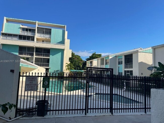 Building Photo - 2017 NW 46th Ave Unit A202