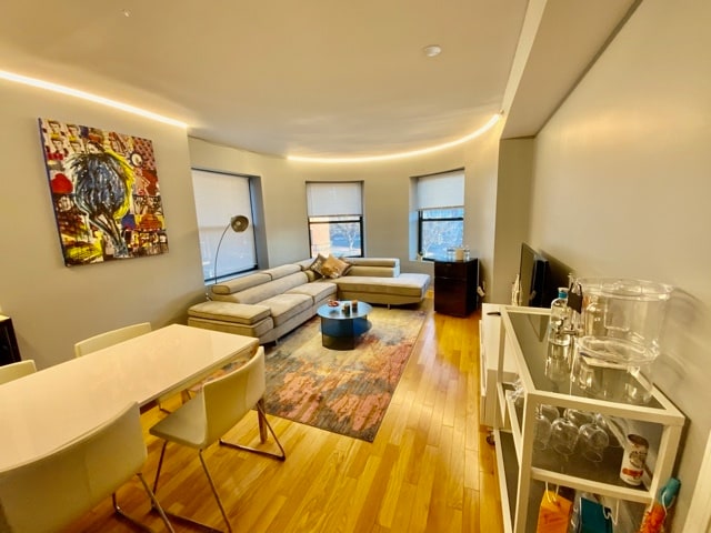 Building Photo - 511 Beacon St Unit 304