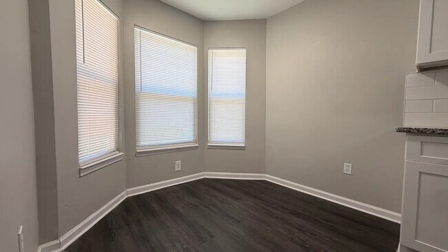 140 Cumberland Ct Unidad A