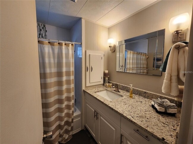 Photo - 111 49th Ave W