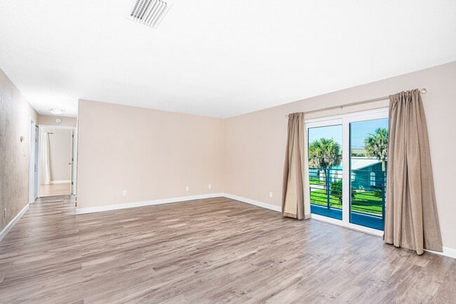 Photo - 2 Bedroom, 2 Bath with 2nd Floor Ocean Views! Unit 204