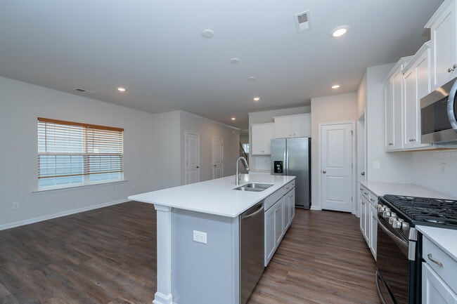 Photo - 109 Magnolia St