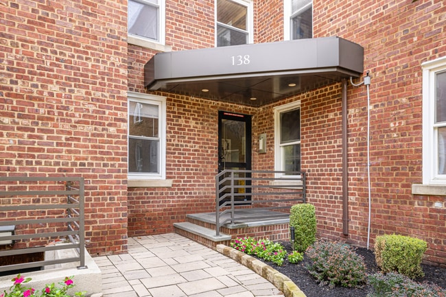 Photo - Highland Montgomery