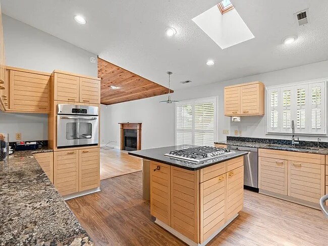 Photo - 149 Old Cedar Loop