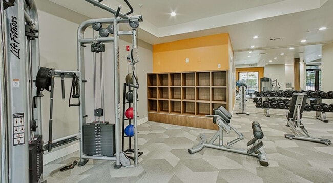 Building Photo - 2900 N Braeswood Blvd Unit 4201E Rental