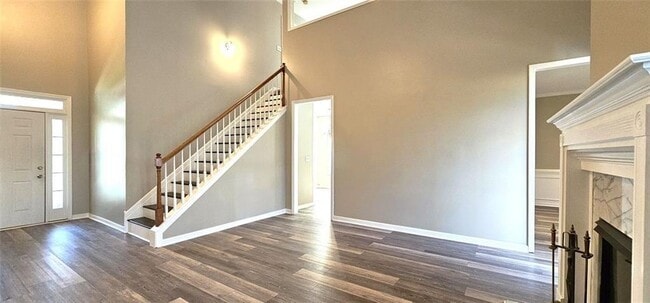 Photo - 3350 Steeple Way