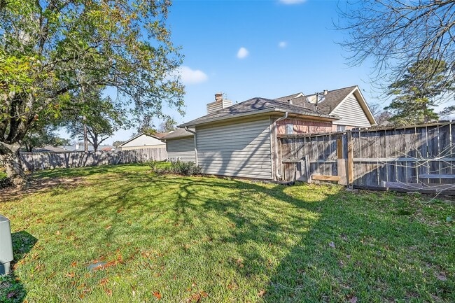 Photo - 14035 Utopia Dr