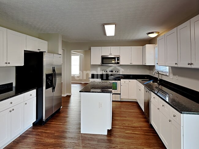 Photo - 421 Furman St