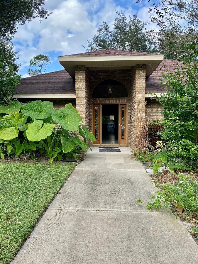 Photo - 16 Lake Vista Way Casa