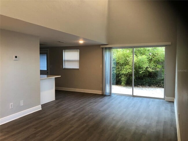 Photo - 37 144th Ave Unidad 3