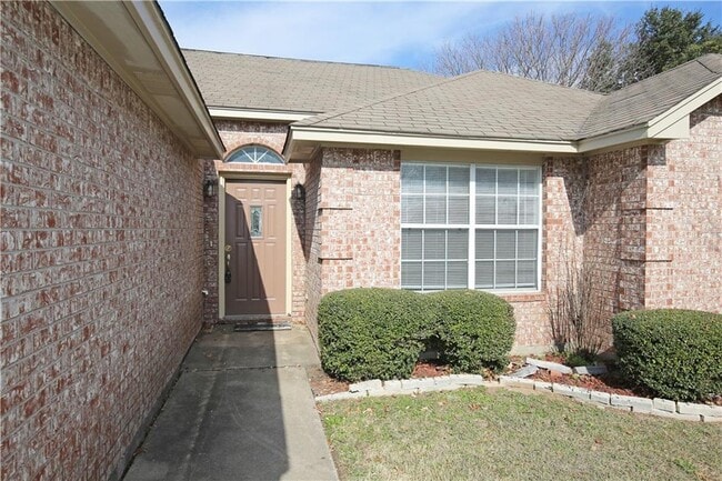 2308 Sycamore Trail