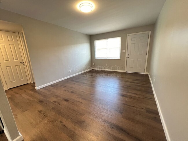 Photo - 524 Rockdale Ave Unit 2