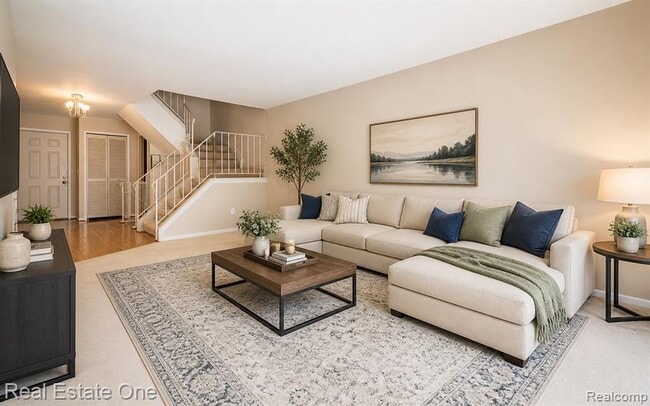 Photo - 1237 Oakwood Ct