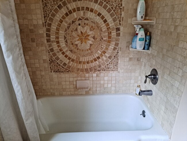 Bathroom 1 cont - 3023 Stimson Ave Unit A