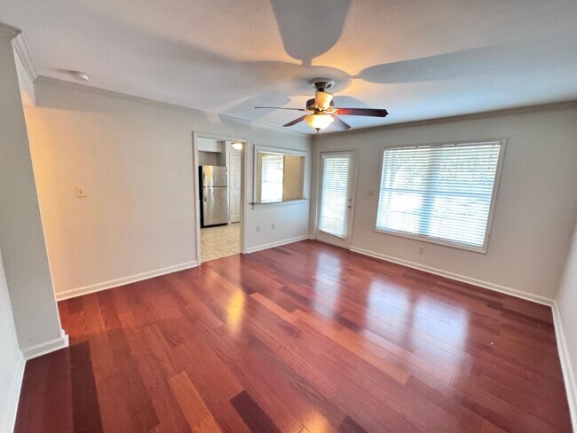 Photo - 2BR/1BA For Rent Unit 1006