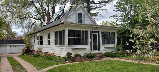 Building Photo - 4236 Washburn Ave S
