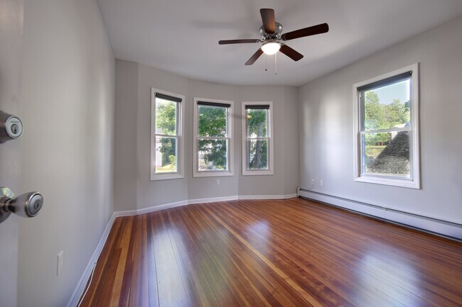 Photo - 30 Cooper St Unit 30B