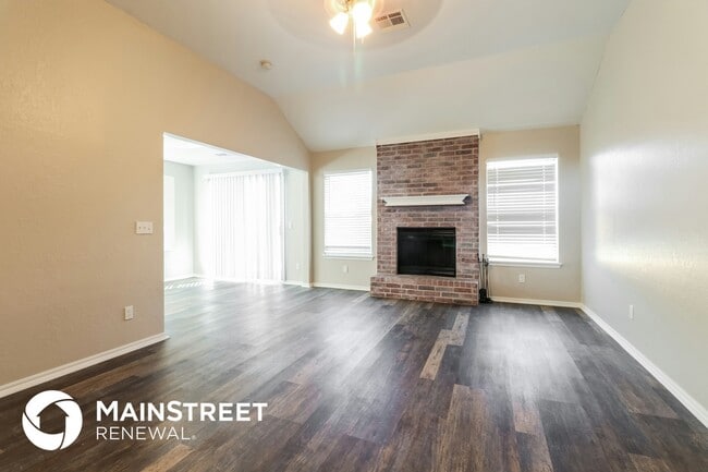 Photo - 8725 NW 85th St