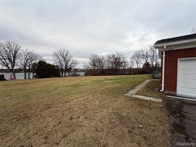 Photo - 45669 Harmony Ln