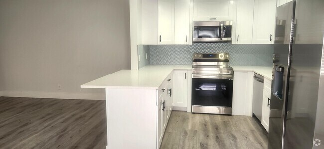 Building Photo - 59 Saxony B Unit 59 Rental