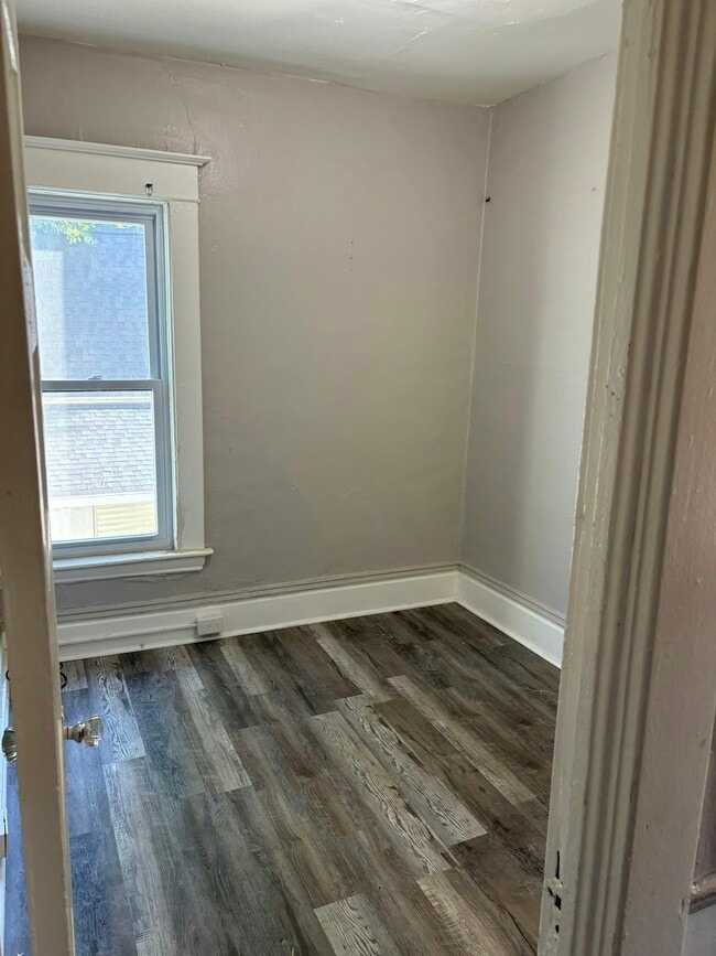 1232 Alpine Ave NW Unit 2