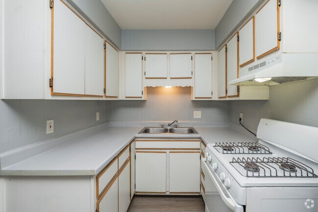 Studio B - 378SF - Kitchen