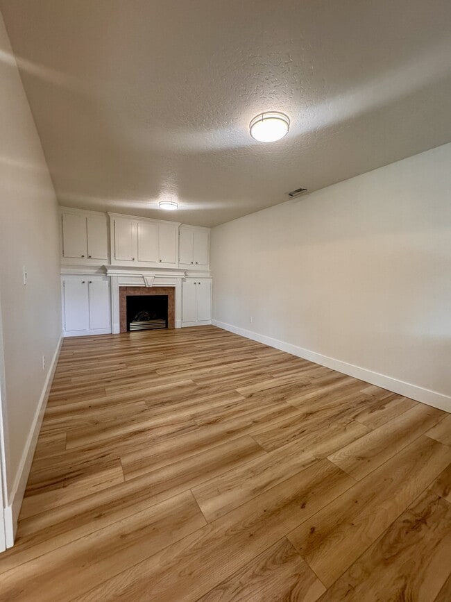 Photo - 1349 Tennessee Dr