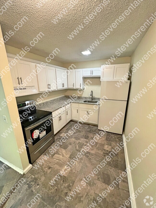 Building Photo - 441 Harding Pl Rental