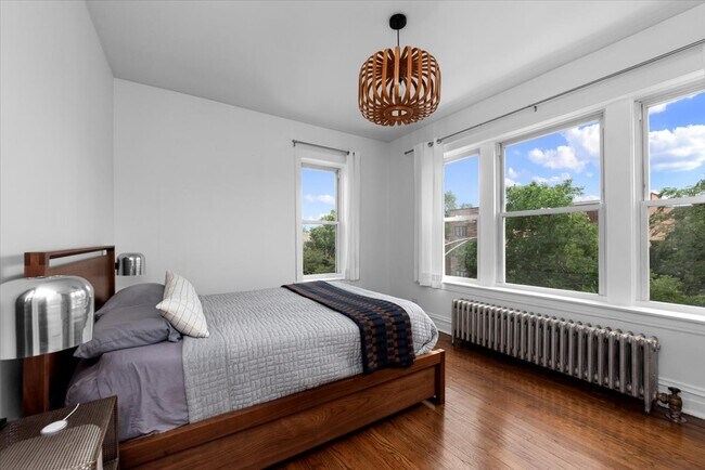 Photo - 4862 N Ashland Ave Unit 3E