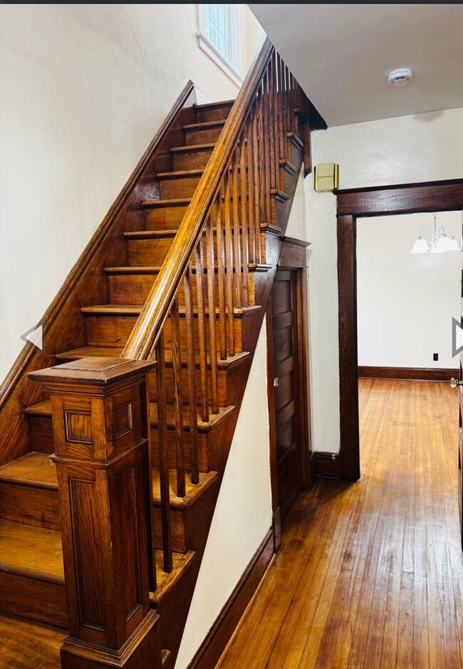 Photo - Private room available in clean, well maintained home - UTILITIES INCLUDED Unit 1st Floor - 2