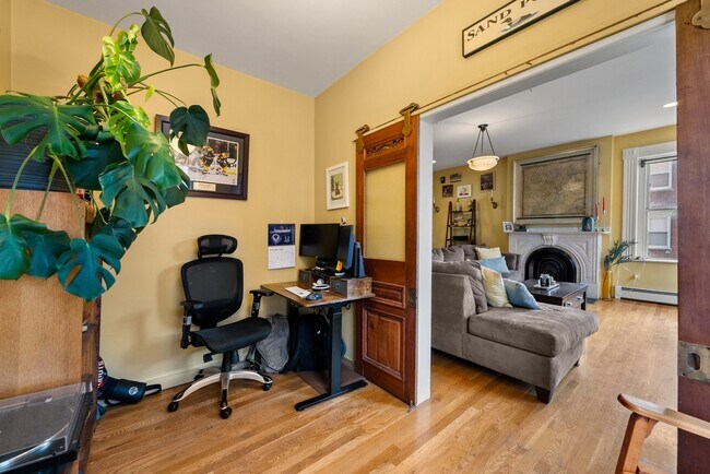 Photo - 468 Shawmut Ave Unit 2