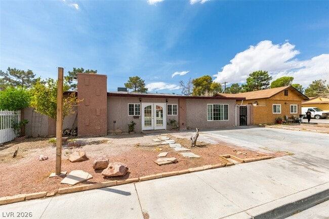 Photo - 3713 San Joaquin Ave