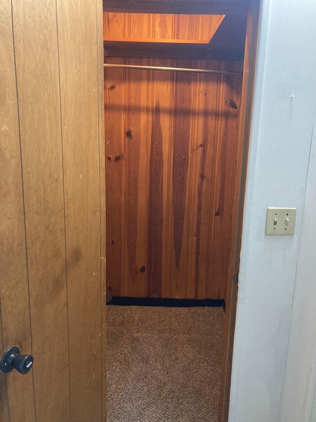 Photo - 244 N Vine St Unidad 2