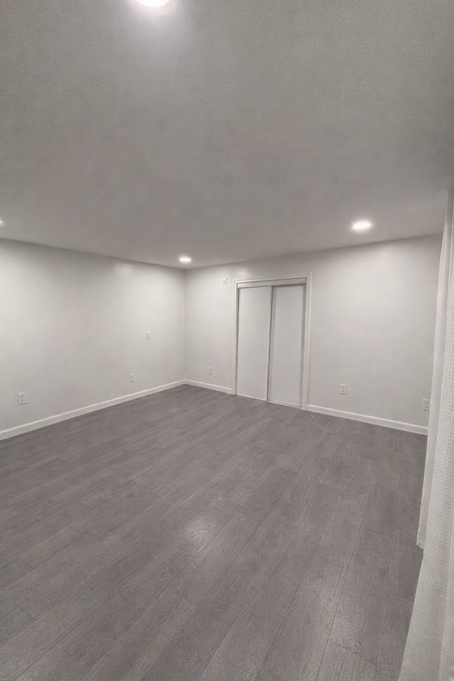 Photo - 156 Main St Unit B1