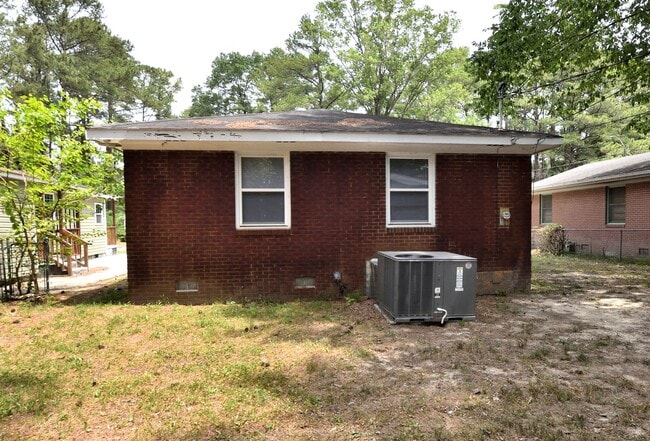 Photo - 1581 Charter Dr