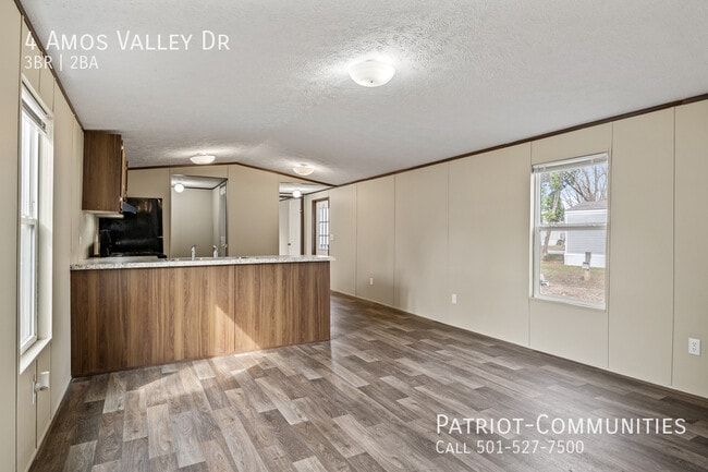 Photo - 4 Amos Valley Dr