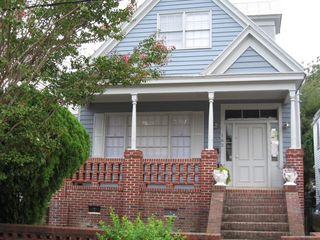 Photo - 102 Fishburne St Unit A